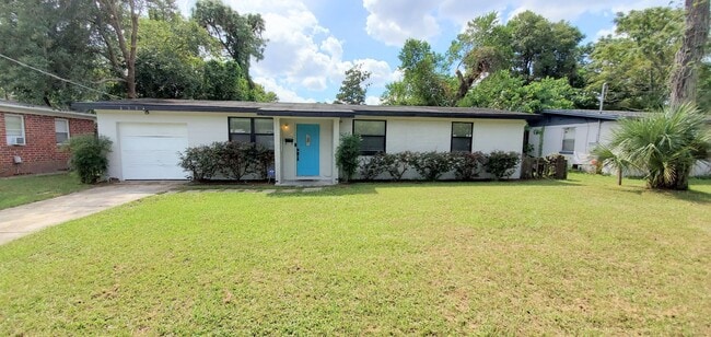 Building Photo - 3 Bedroom Home In Alrington!