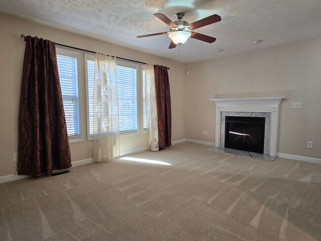 Photo - 197 Rolling Stone Ct