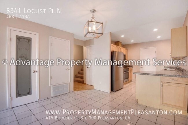 Photo - 8341 Locust Pl N