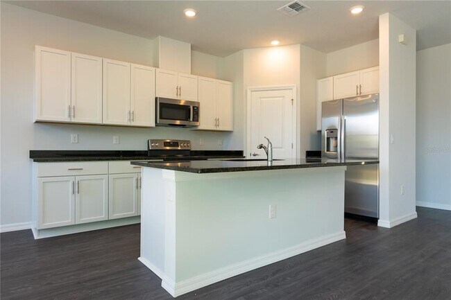 Photo - 1348 Palau St SE