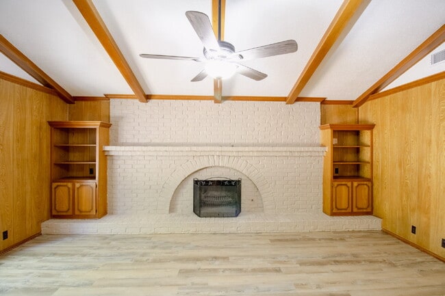 Photo - 3/2/2 on Cul de Sac South Lubbock.