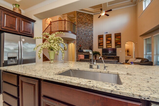 Photo - 6302 Kennedy Hills Ct