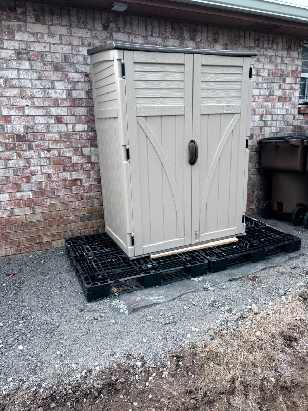 Building Photo - 2741 Jones Ave