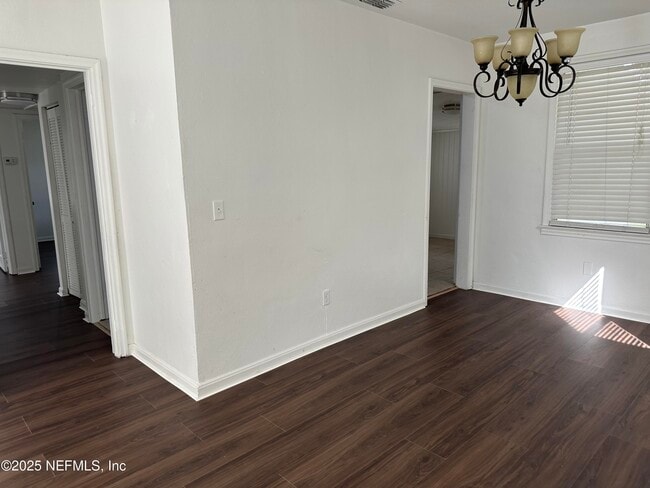 Photo - 3325 Claremont Rd