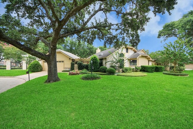 Building Photo - 1023 Oyster Bay Dr