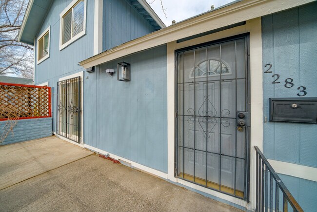 Photo - 2283 Oppio St