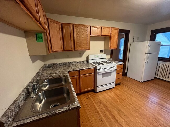 Photo - 1029 Spafford Ave Unit #2