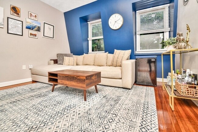 Photo - 80 Linden St Unit B