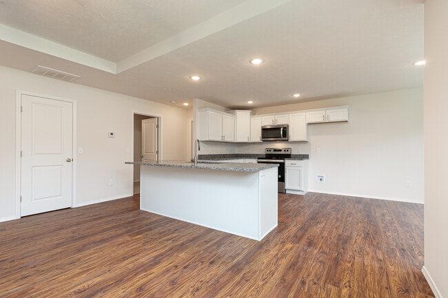 Photo - 376 W Granada St