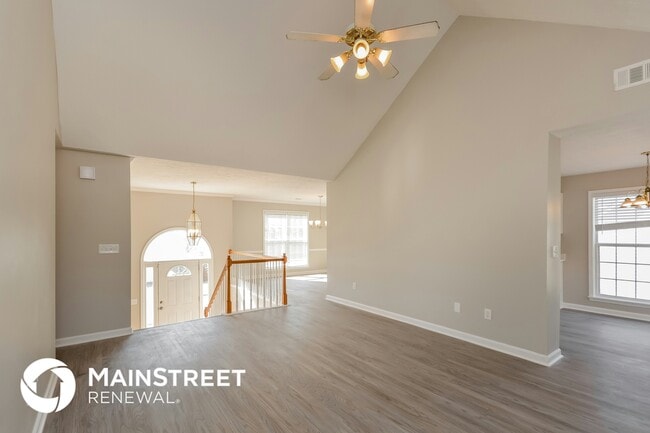 Photo - 246 Rockingham Dr