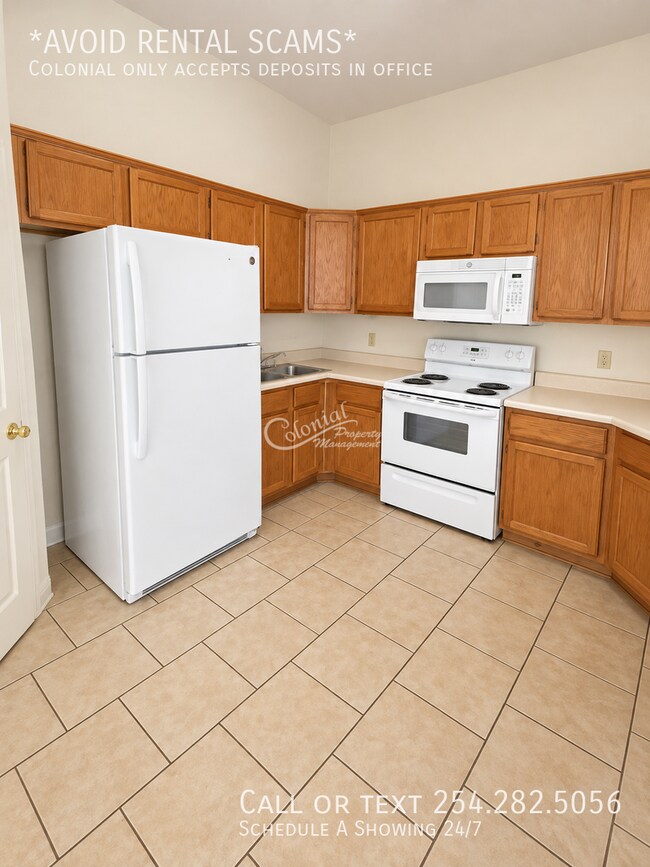 2316 E Iowa Dr