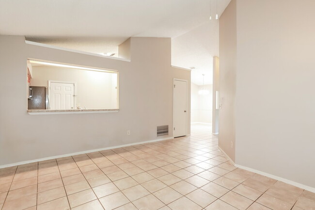 Photo - 8327 Argyle Corners Ct