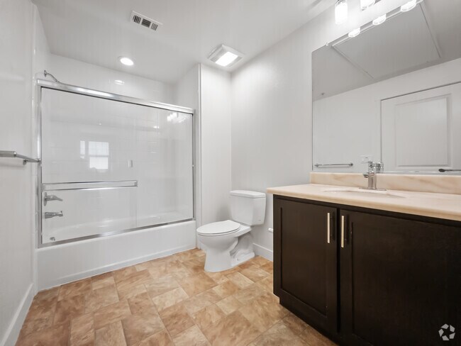 Unit 404 - bathroom