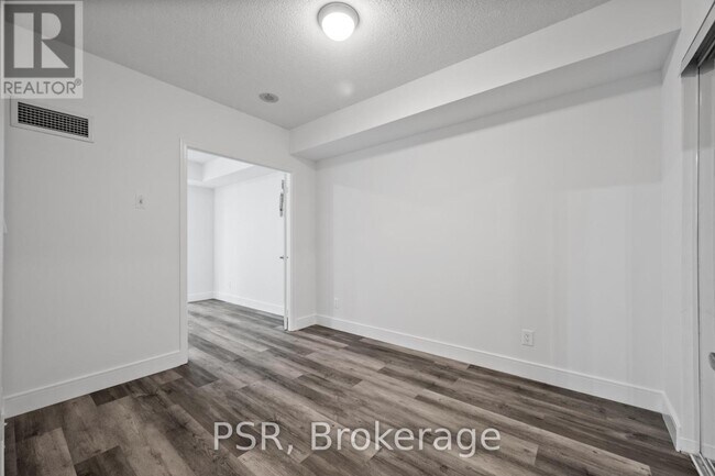 Photo - 50 John St Unité 1018