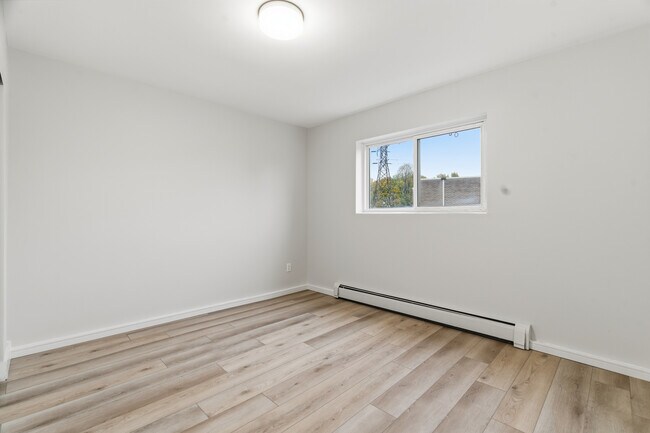 Photo - 14 Conway Dr