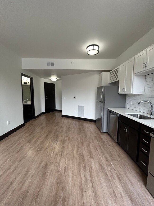 Photo - Sleek Downtown Living with a Modern Edge Unit #202