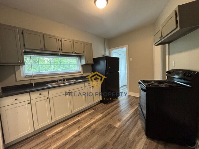 Photo - Renovated, 3 Bedroom Near Indy Motor Speedway Home Available NOW!