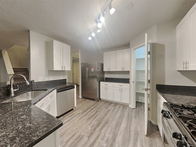 Photo - 6714 Hidden Colony Ln