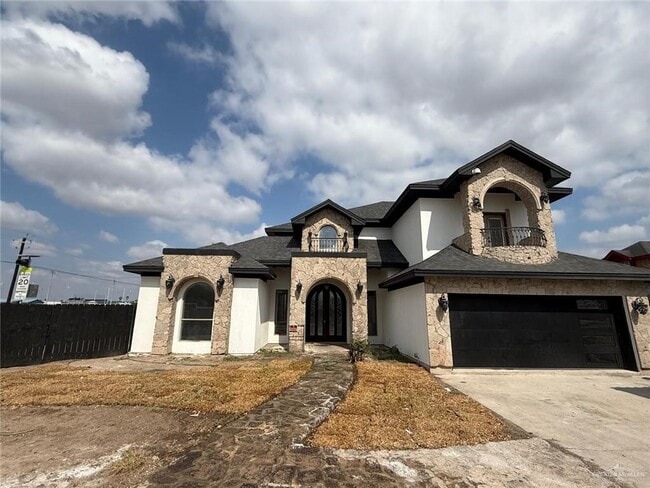 Building Photo - 5 Alameda Dr