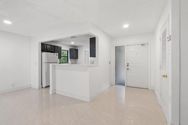 Photo - 8797 NW 35th St