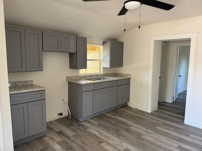 Photo - 419 Peabody Ave Unidad 2