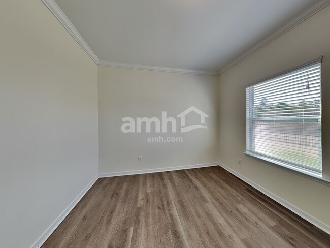 Photo - 2114 Atwell Glen Ln