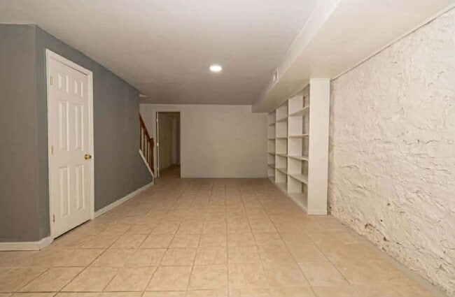 Photo - 307 E 25th St Unit Bsmt