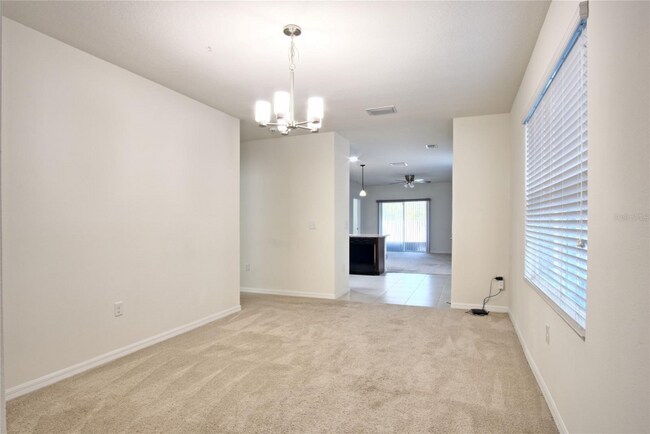 Photo - 117 Lacewing Pl