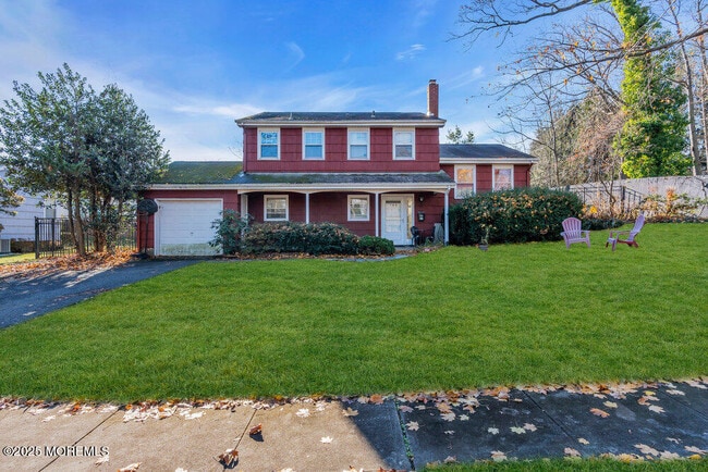 Photo - 260 Howard Ave