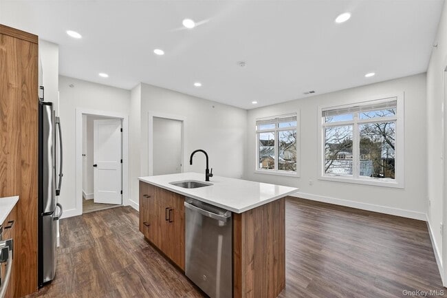 Photo - 19 Welling Pl