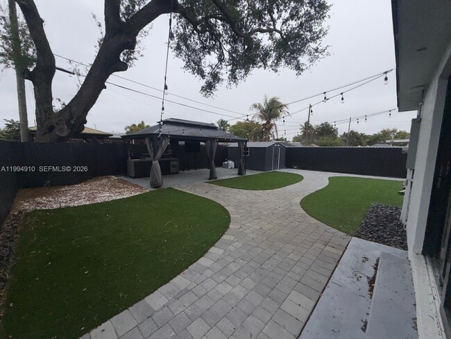 Photo - 6619 SW 2nd Ct