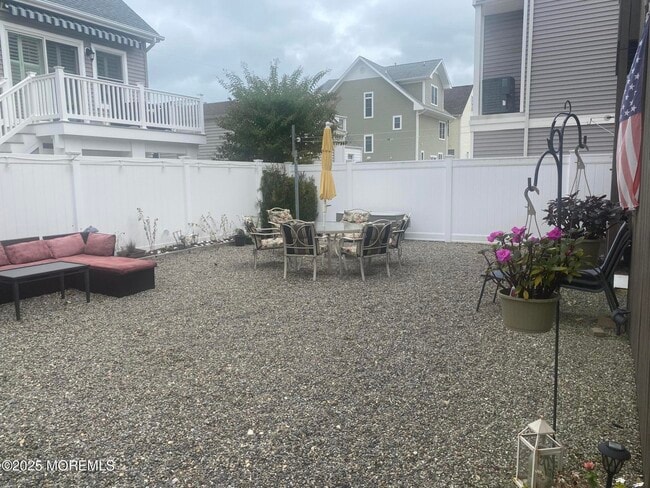 Photo - 60 Harding Ave