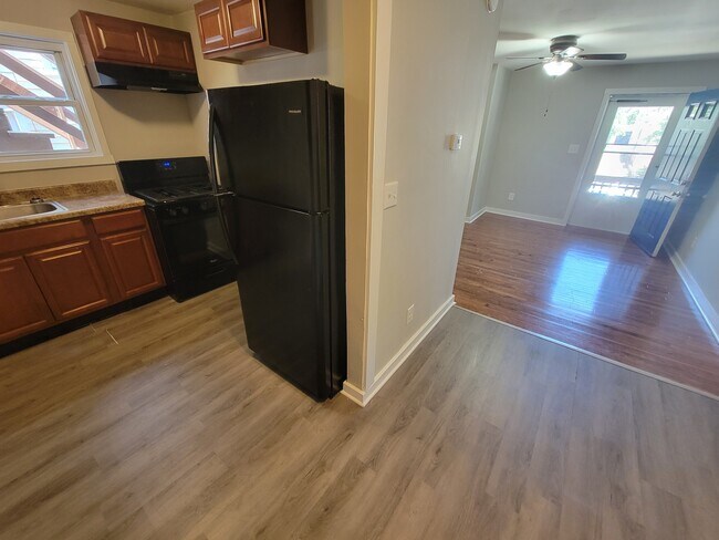 Photo - 84 Sylvan Ave Unidad 1