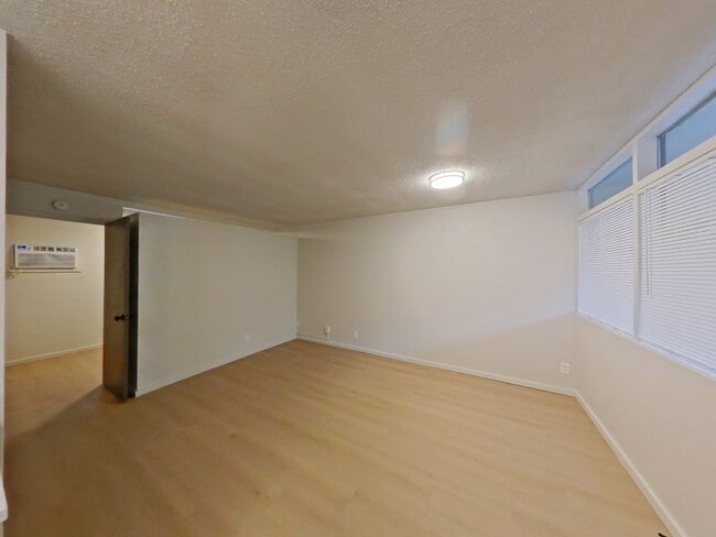 Photo - University Manor - Newly Renovated Units just a short walk from Campus!