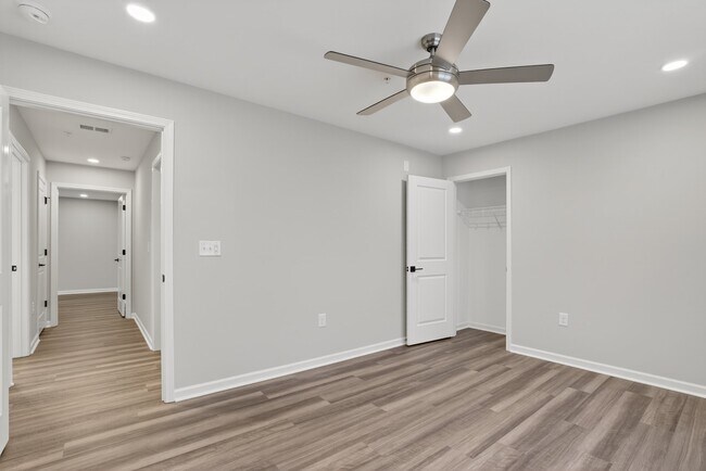 Photo - 7055 Hanesbrook Cir Unit 201