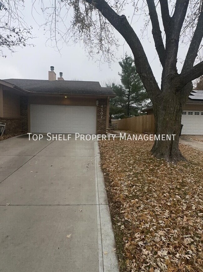 Photo - 4507 50th St