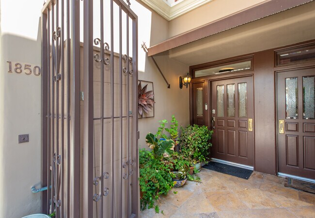 Photo - 1850 San Jacinto St