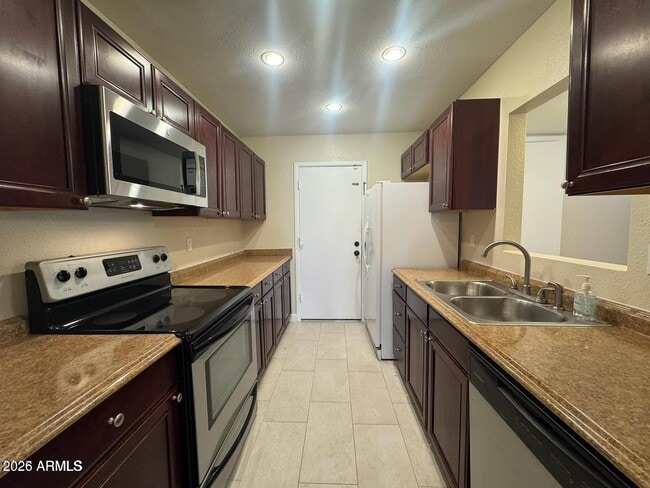 Photo - 4766 W Caron St