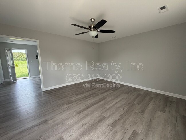 Photo - 2411 Heath Ln