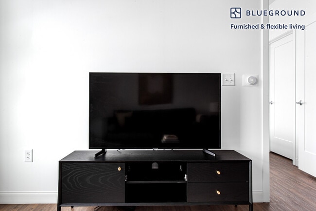 Photo - 845 Washington St Unidad FL3-ID353