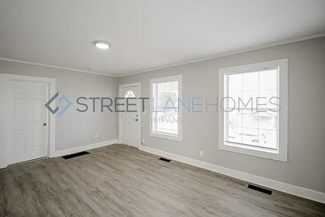 Photo - 8203 4th Ave S