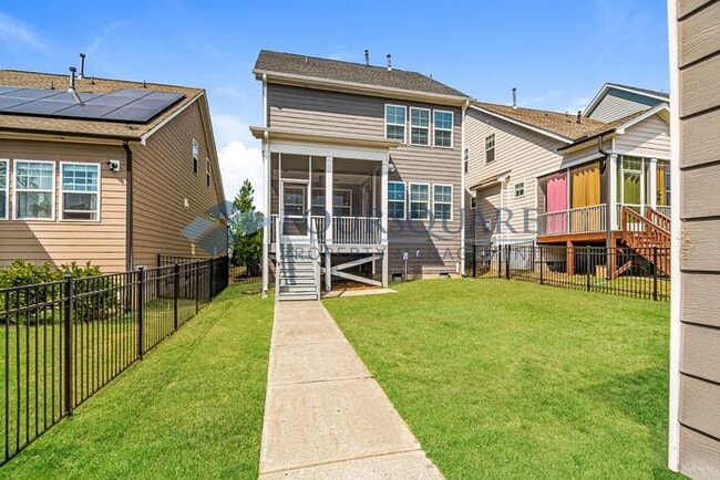 Photo - Beautiful 4-Bed Home with Gourmet Kitchen, Screened Porch & Fenced Yard – Near I-540 in Apex