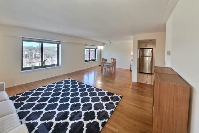 Photo - 1244 Beacon St Unidad 7A