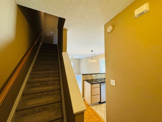 Photo - 2027 Turtle Point Dr