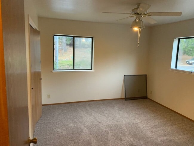 Photo - What a deal!! Newer Paint And Flooring!!! ...