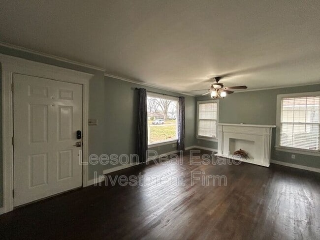 Photo - 3715 Greenway Pl