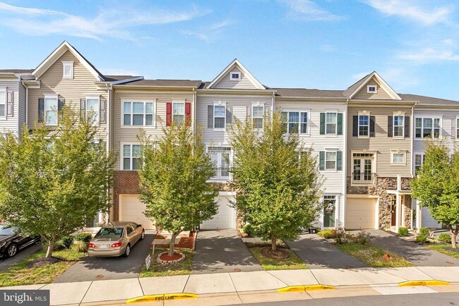 207 Miles Hawk Terrace