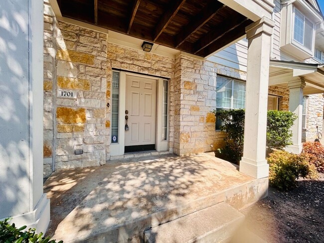 Photo - 1900 Scofield Ridge Pkwy