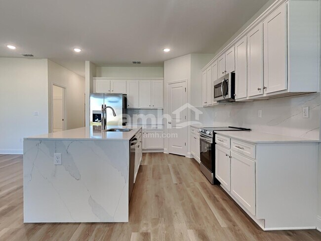 Photo - 11614 Hillside Dr