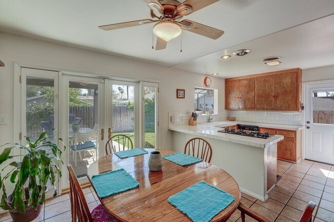 3126 Wendell Way